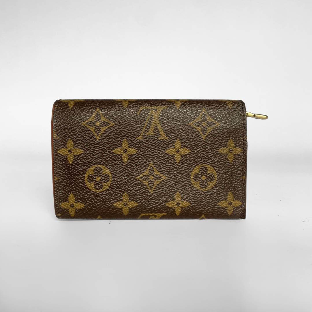 Louis Vuitton Louis Vuitton Wallet Medium Monogram Canvas - Wallets - Etoile Luxury Vintage