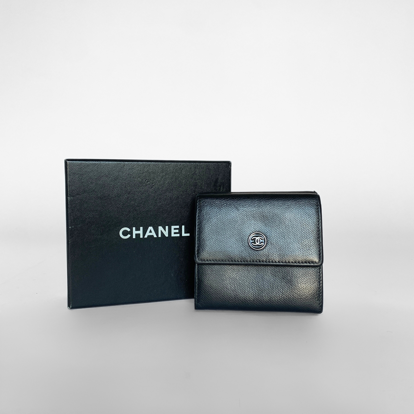 Chanel Chanel Wallet Lambskin Leather - Wallets - Etoile Luxury Vintage