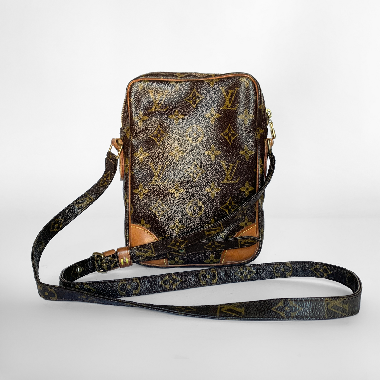 Louis Vuitton Louis Vuitton Danube Monogram Canvas - Crossbody bags - Etoile Luxury Vintage