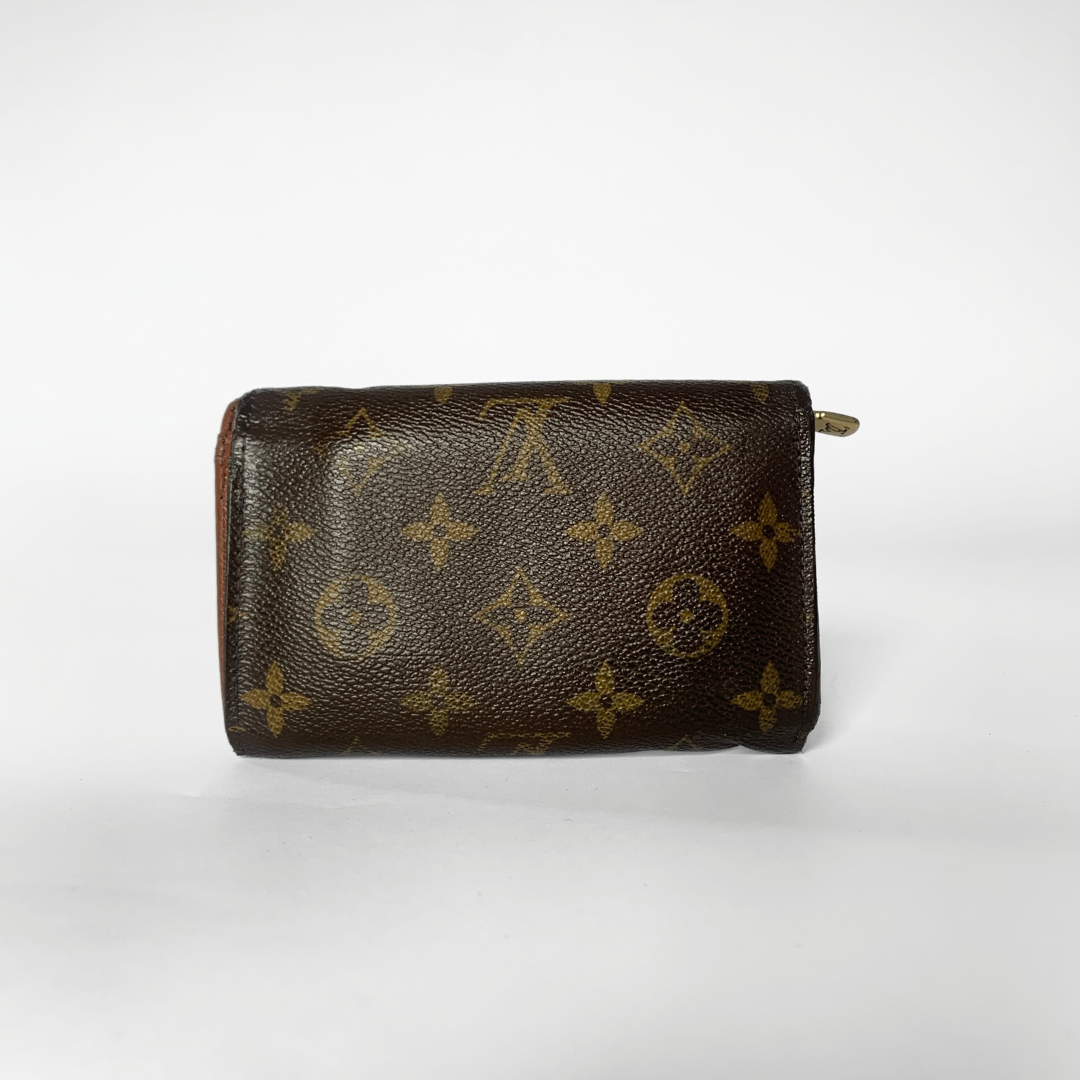 Louis Vuitton Louis Vuitton Wallet Medium Monogram Canvas - Wallets - Etoile Luxury Vintage