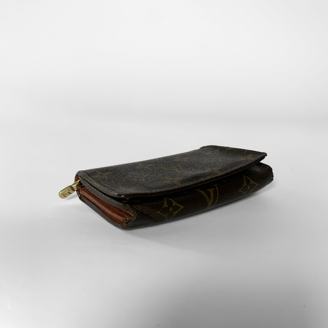 Louis Vuitton Louis Vuitton Wallet Medium Monogram Canvas - Wallets - Etoile Luxury Vintage