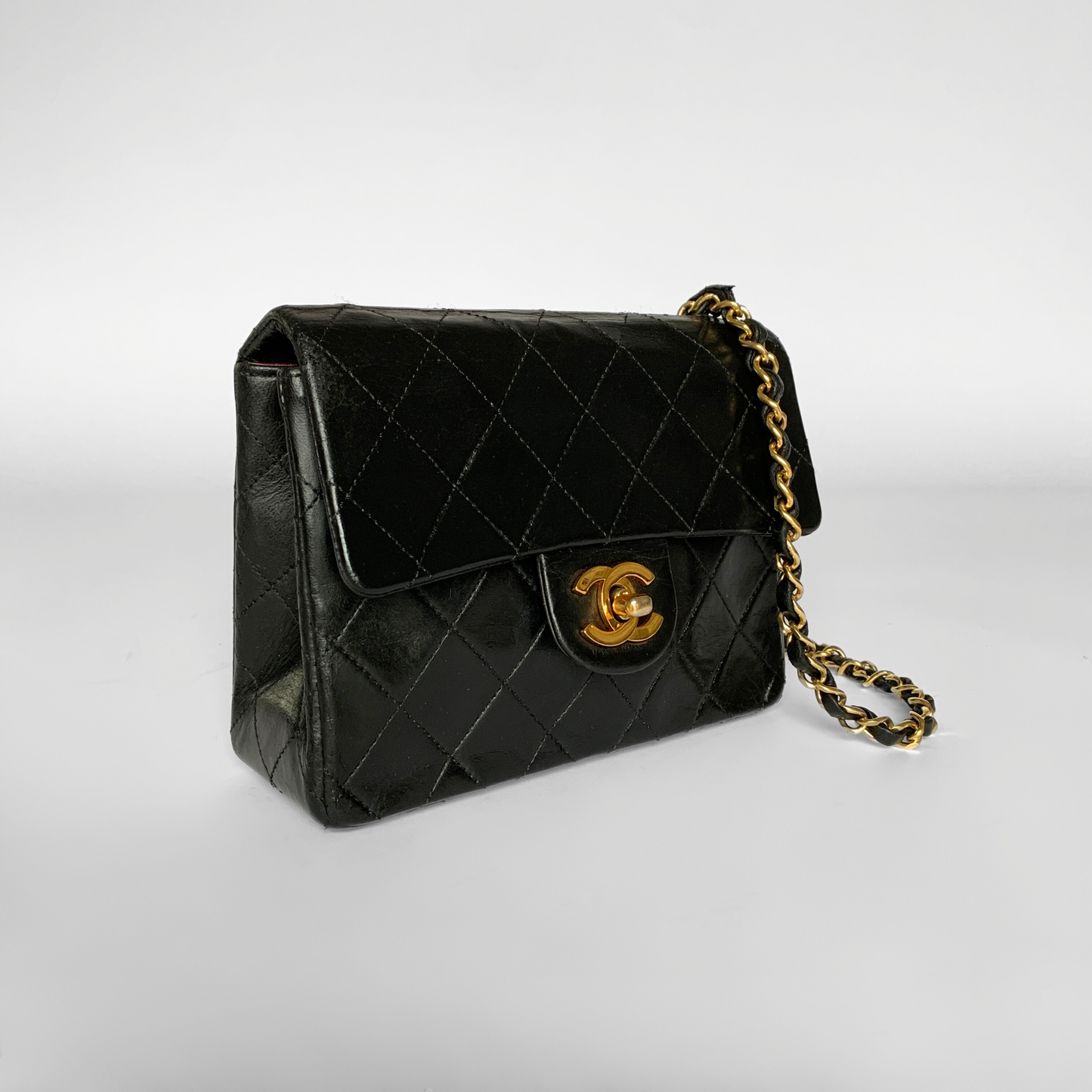 Chanel Chanel Classic Single Flap Bag Mini Lambskin Leather - Crossbody bags - Etoile Luxury Vintage