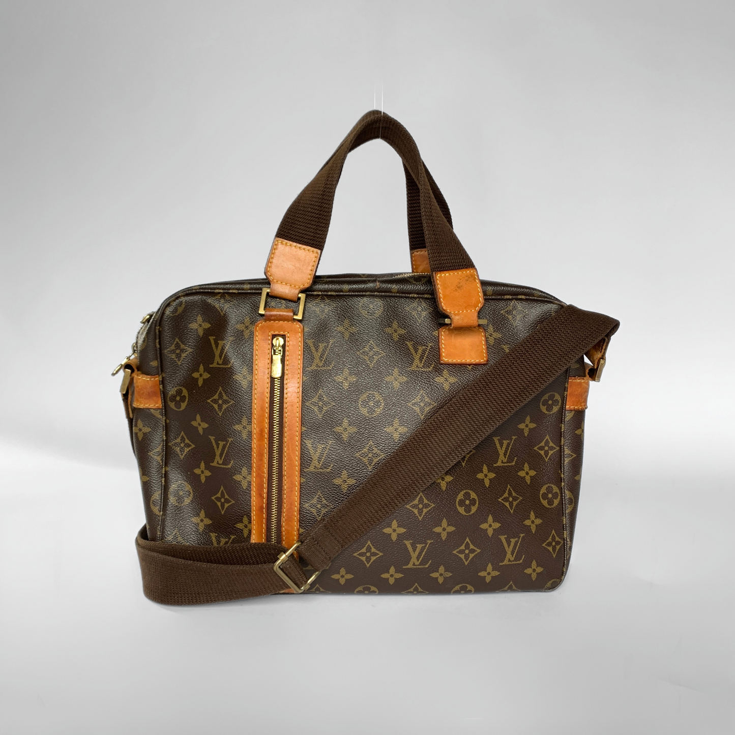 Louis Vuitton Louis Vuitton Sac Bosphore Monogram Canvas - Crossbody bags - Etoile Luxury Vintage