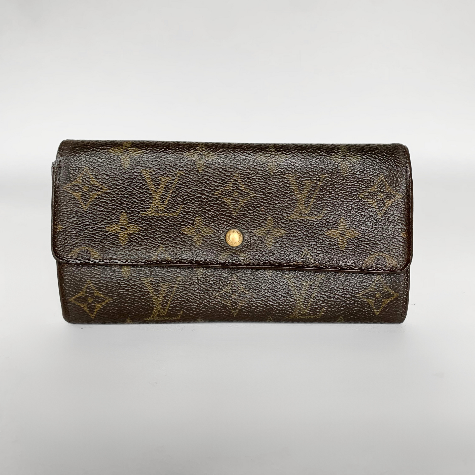 Louis Vuitton Louis Vuitton Wallet Large Monogram Canvas - Wallets - Etoile Luxury Vintage