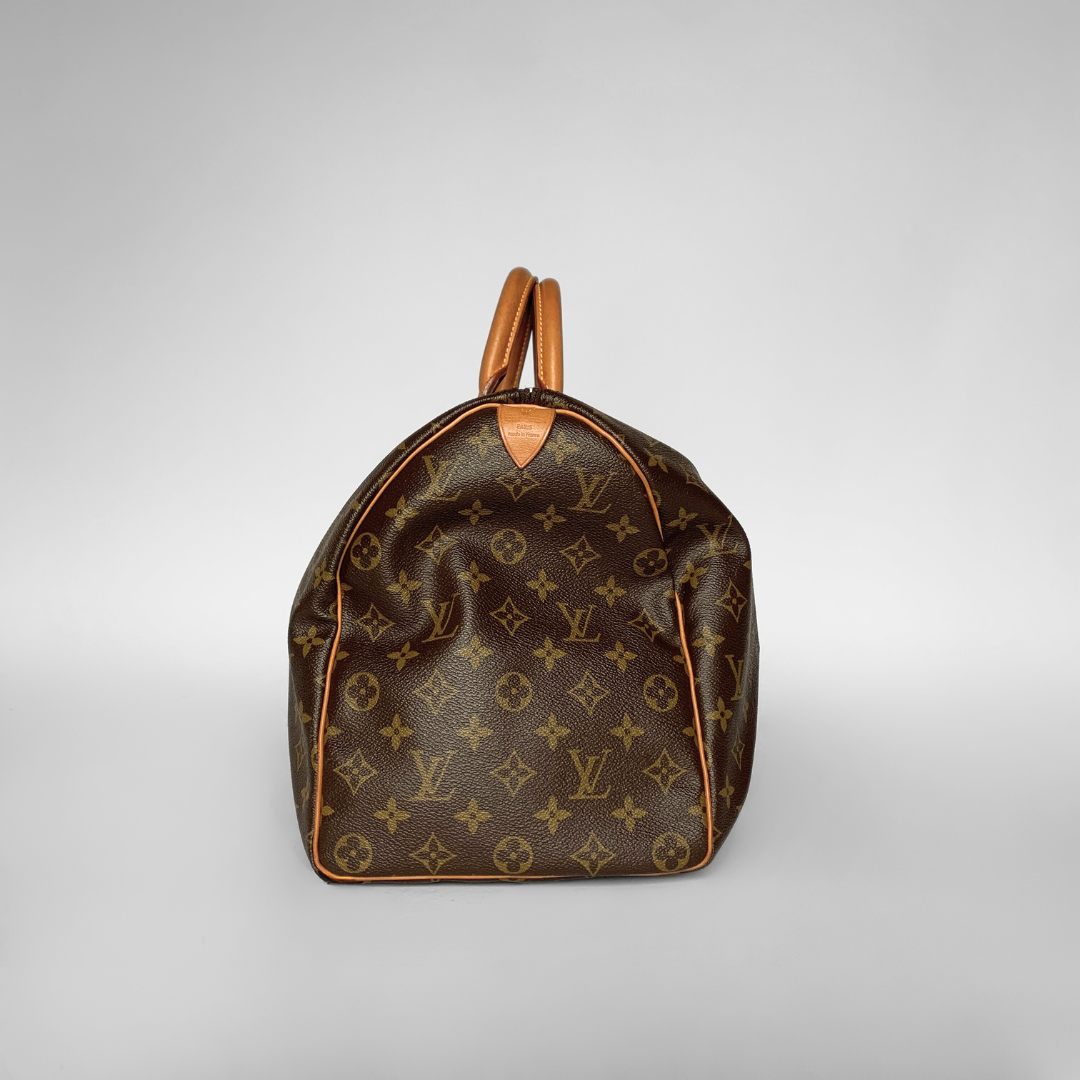 Louis Vuitton Louis Vuitton Keepall 45 Monogram Canvas - Travel bags - Etoile Luxury Vintage