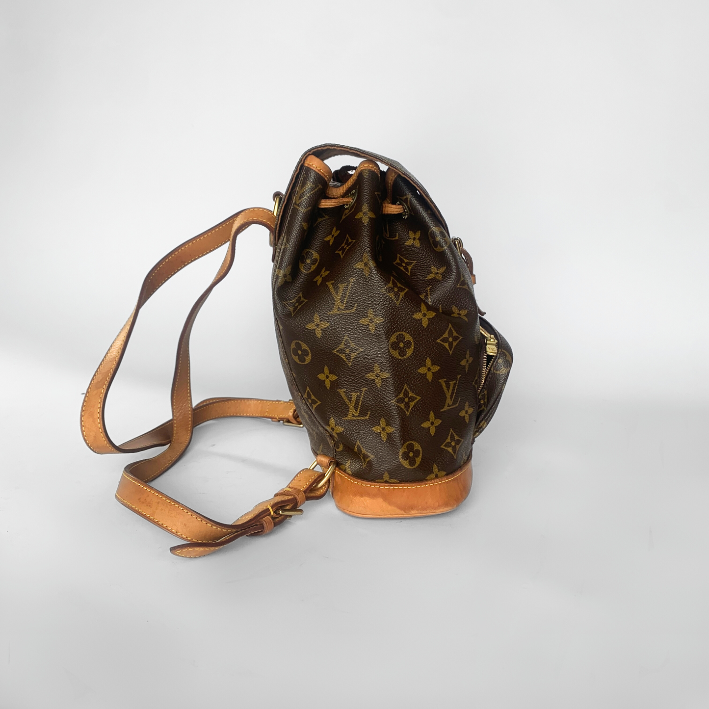 Louis Vuitton Louis Vuitton Montsouris MM Monogram Canvas - Backpacks - Etoile Luxury Vintage