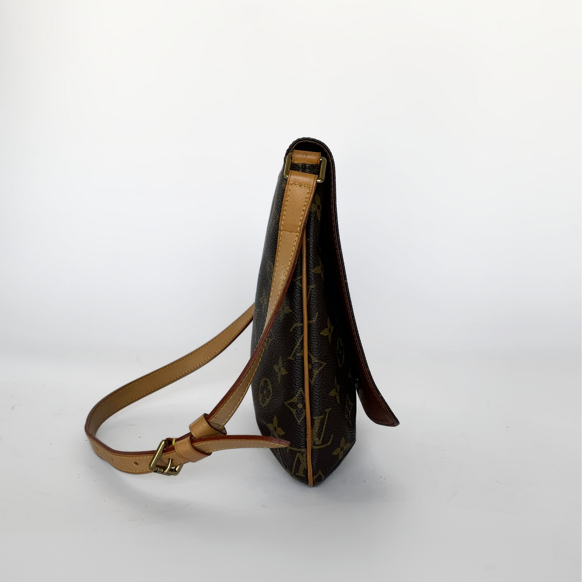 Louis Vuitton Louis Vuitton Musette Salsa Monogram Canvas - Shoulder bags - Etoile Luxury Vintage