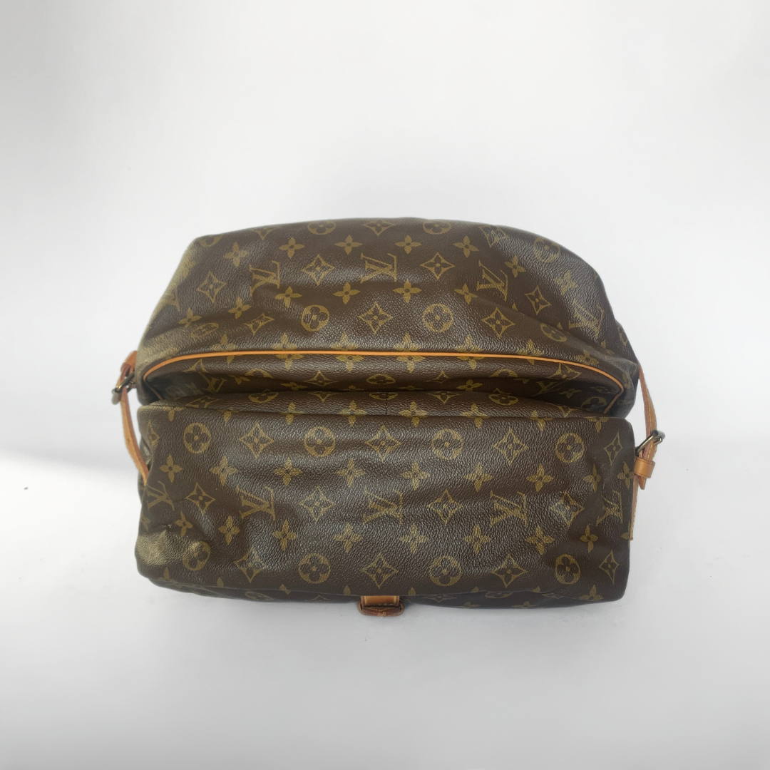 Louis Vuitton Louis Vuitton Saumur 35 Monogram Canvas - Crossbody bags - Etoile Luxury Vintage