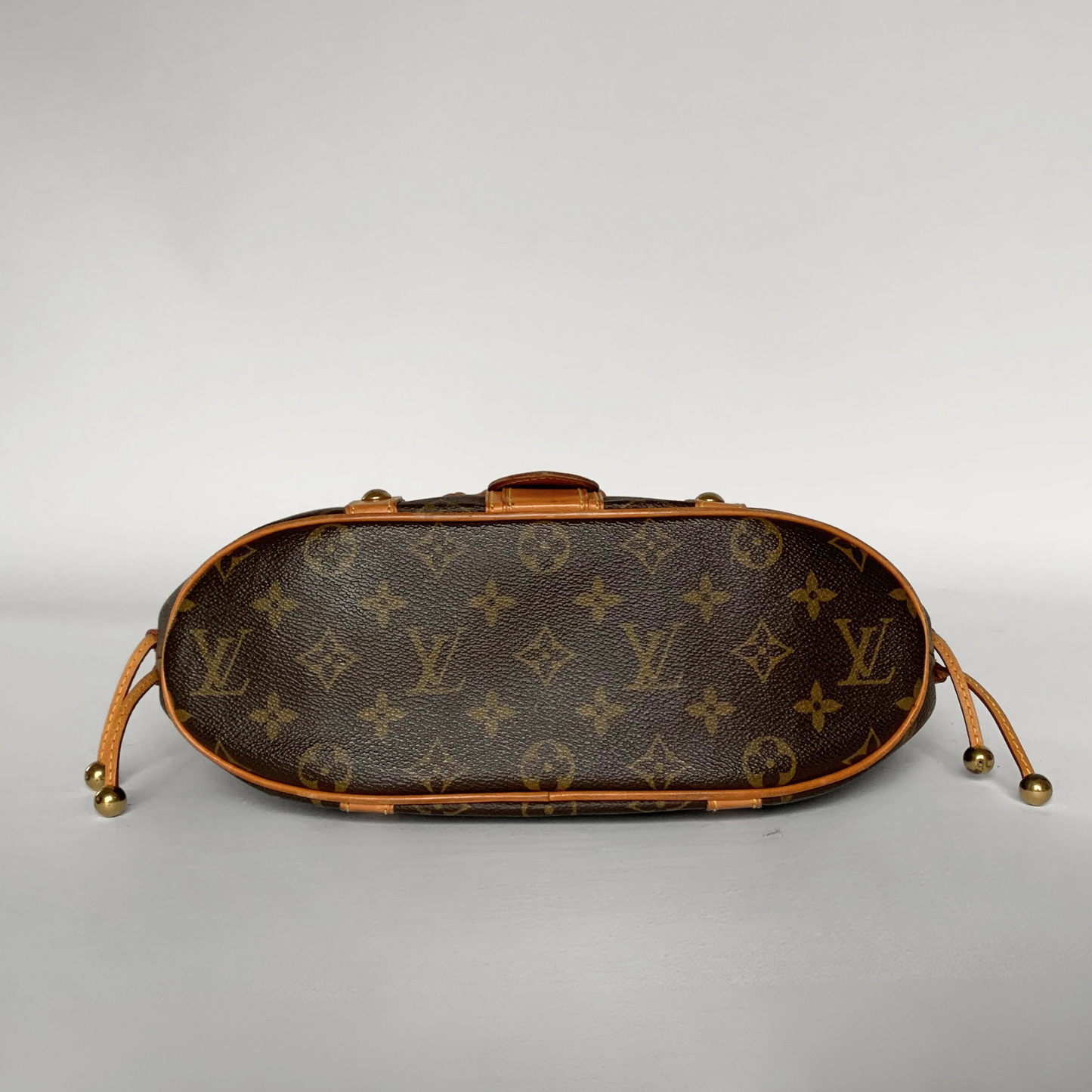 Louis Vuitton Louis Vuitton Theda Monogram Canvas (Limited Edition) - Handbags - Etoile Luxury Vintage