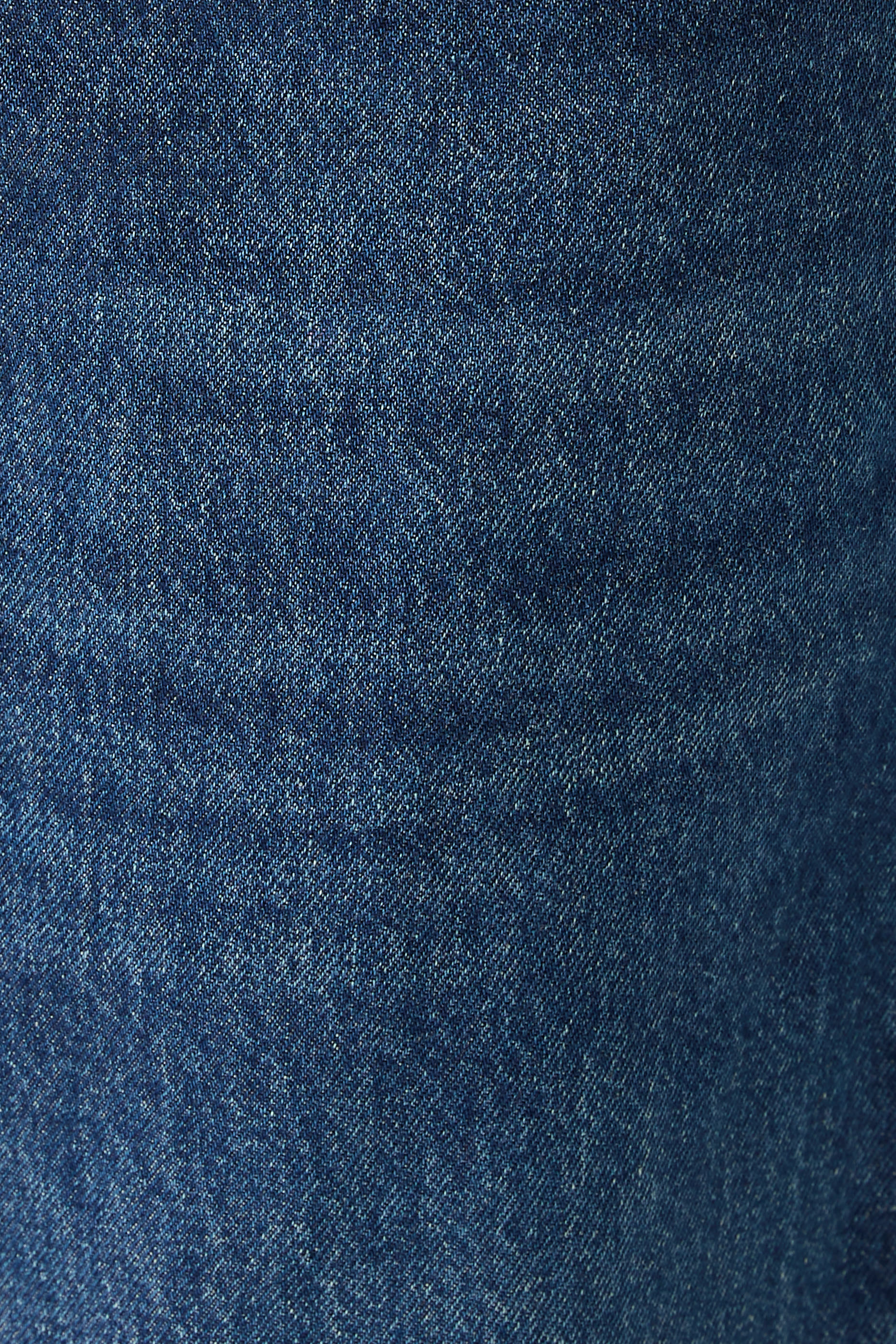 The Loose Jeans