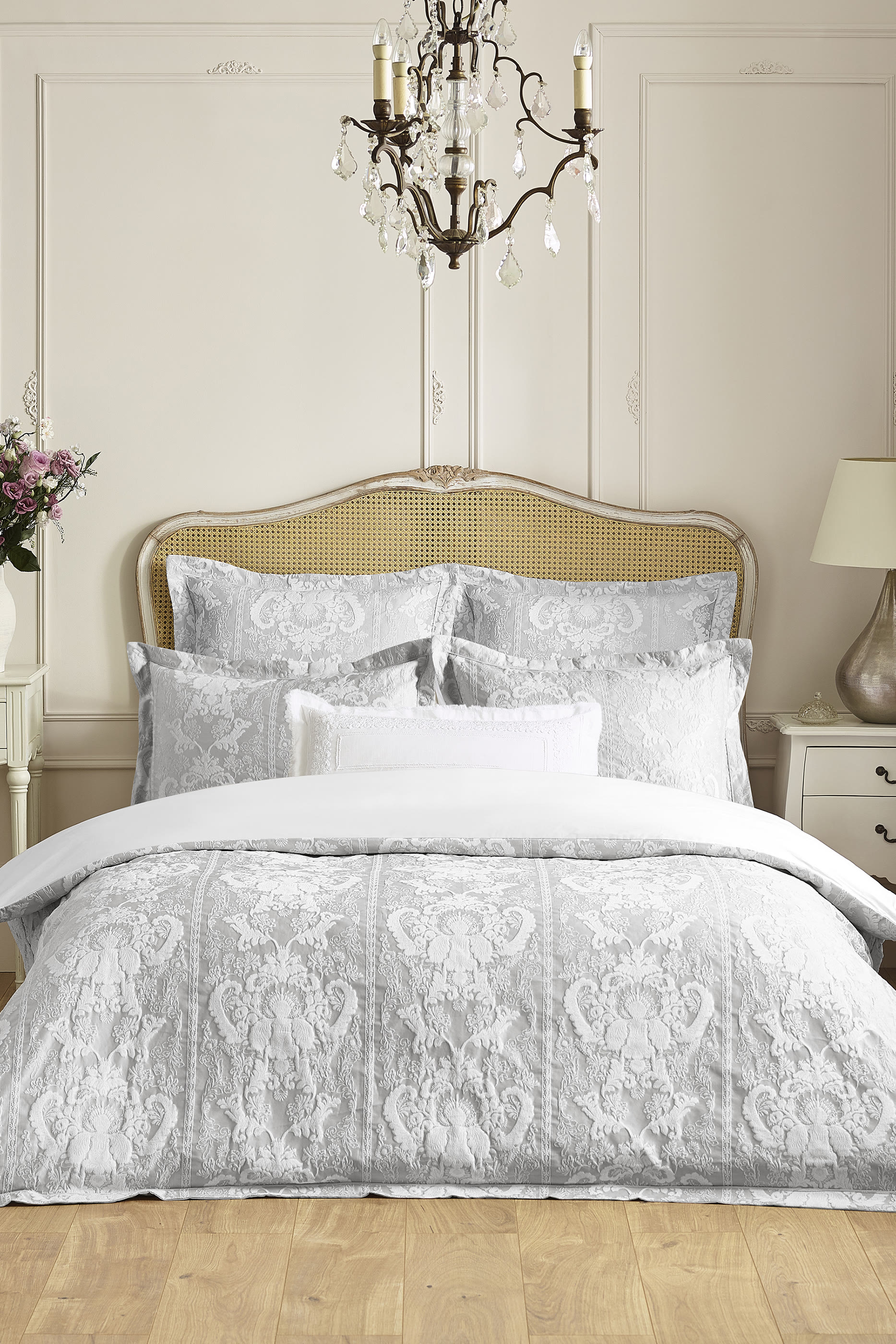 Vivana Damask Duvet Cover  Pillowcase Set
