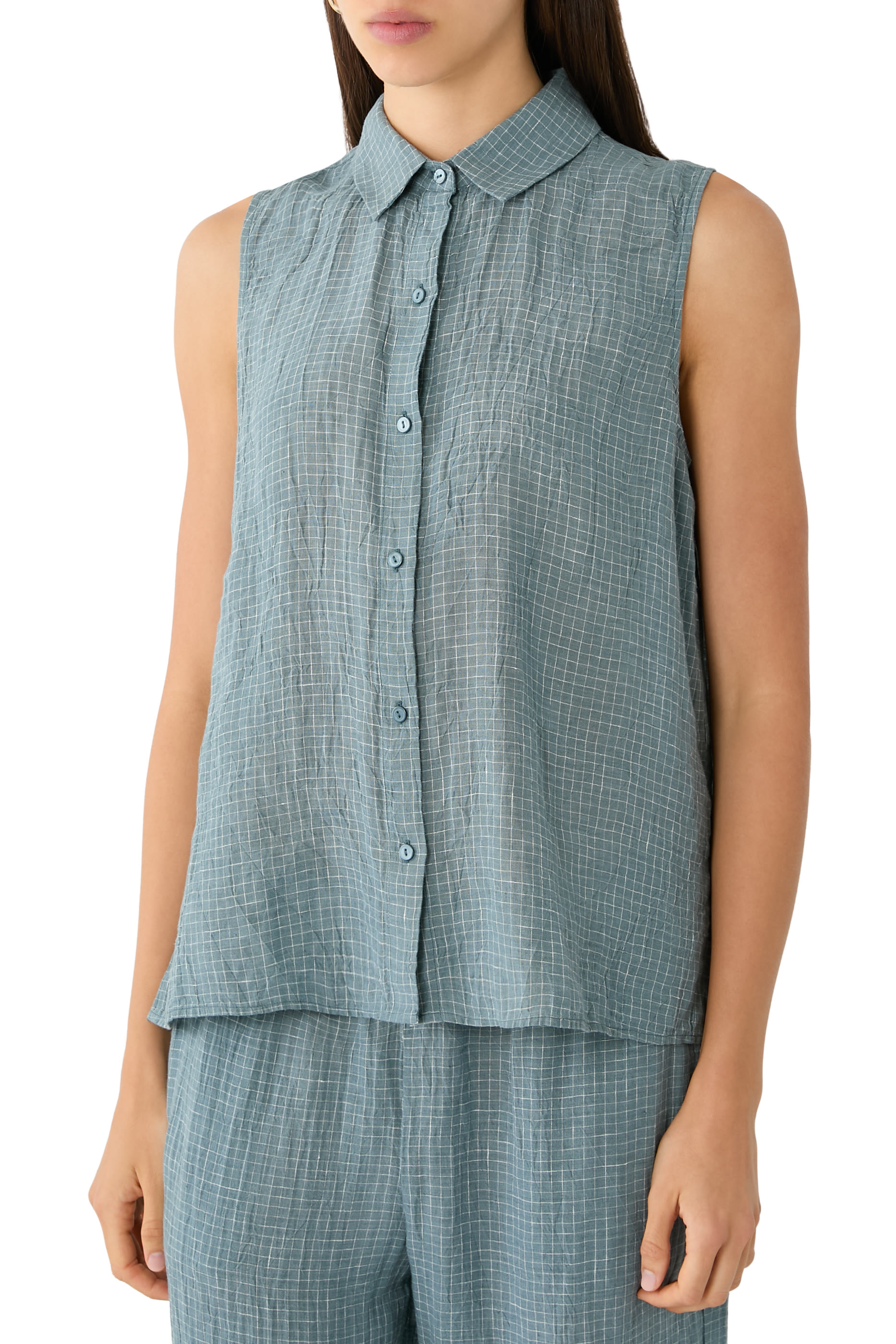 Classic Collar Sleeveless Shirt