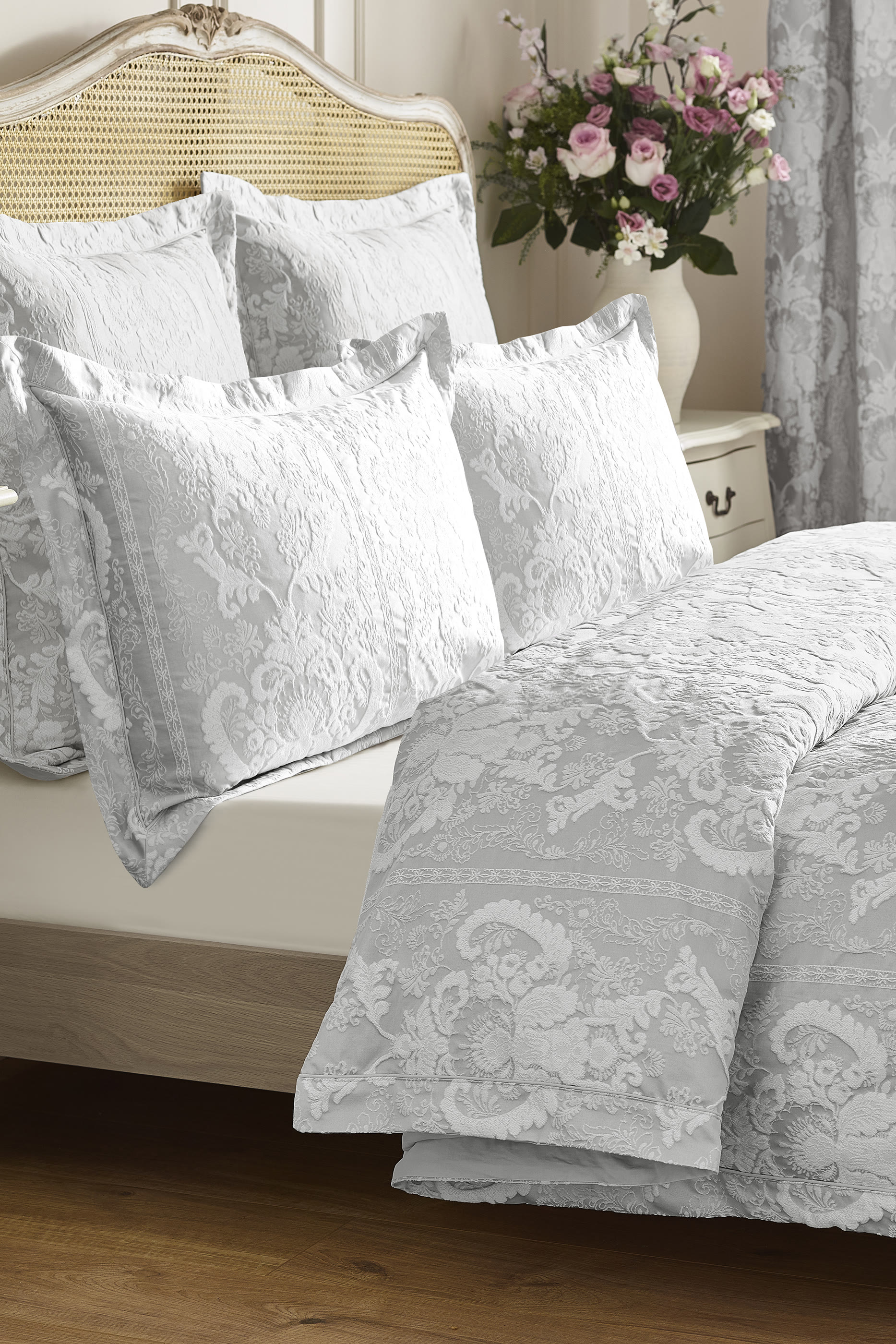 Vivana European Pillowcase
