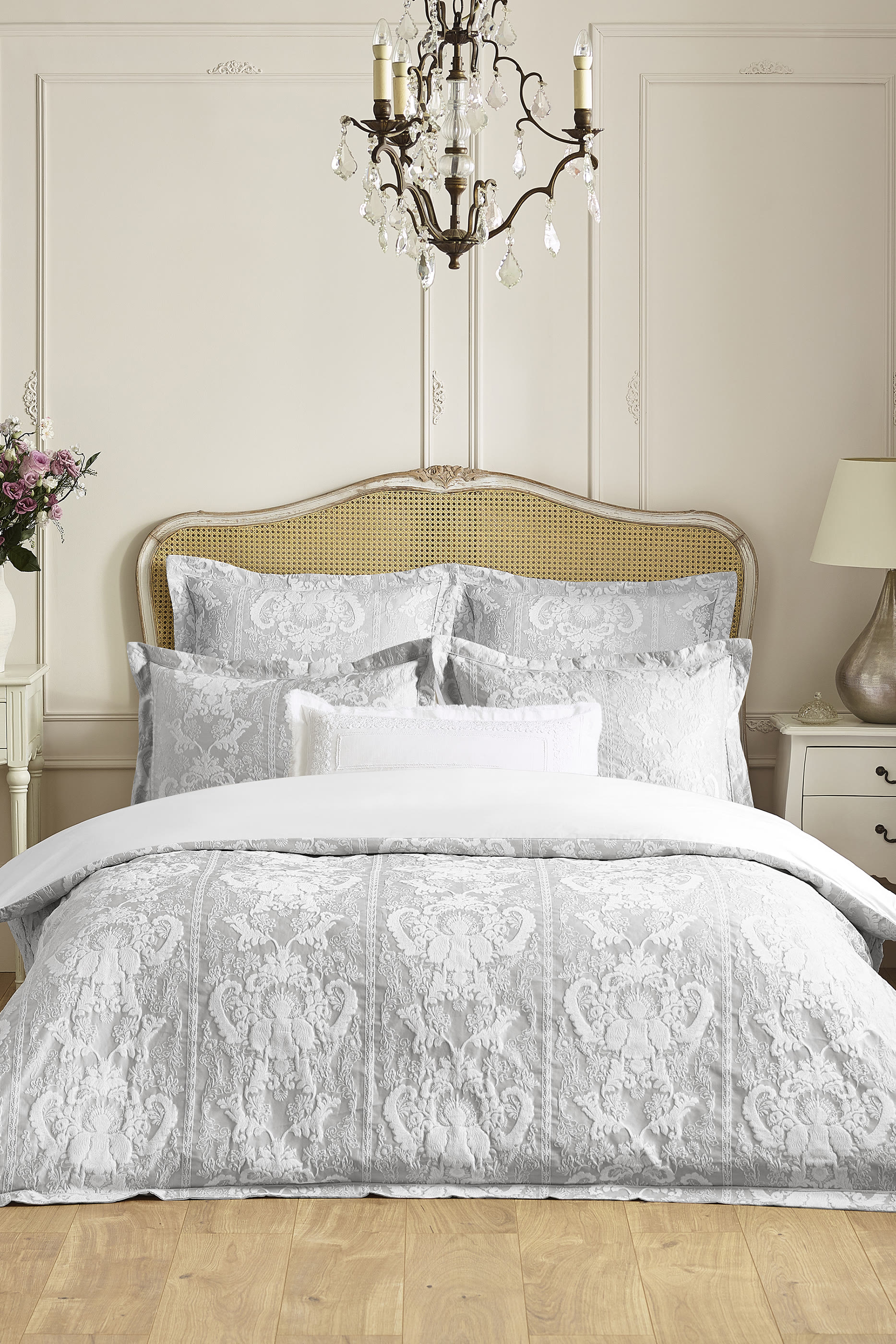 Vivana Damask Duvet Cover  Pillowcase Set