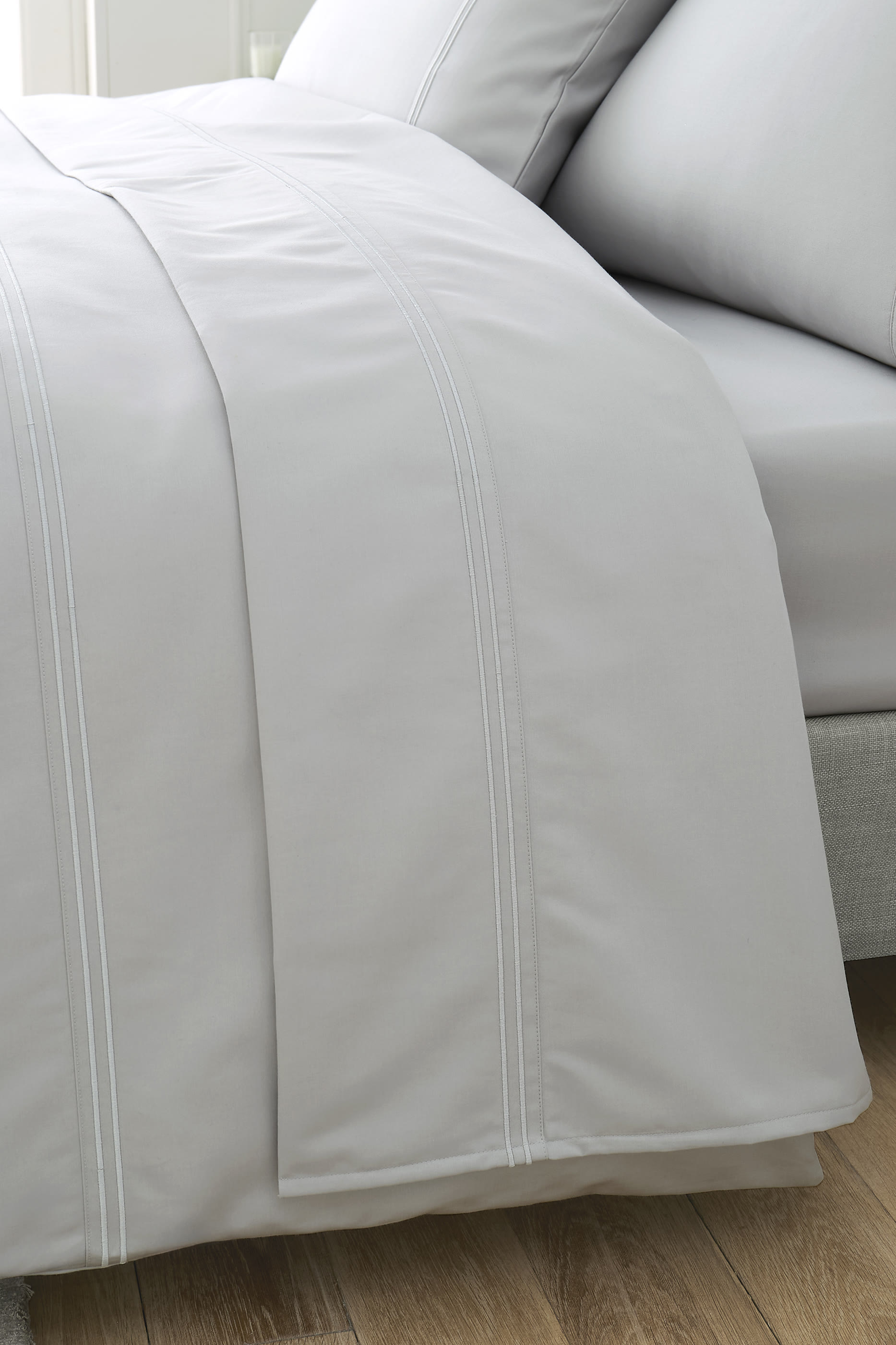 1200 Thread Flat Sheet