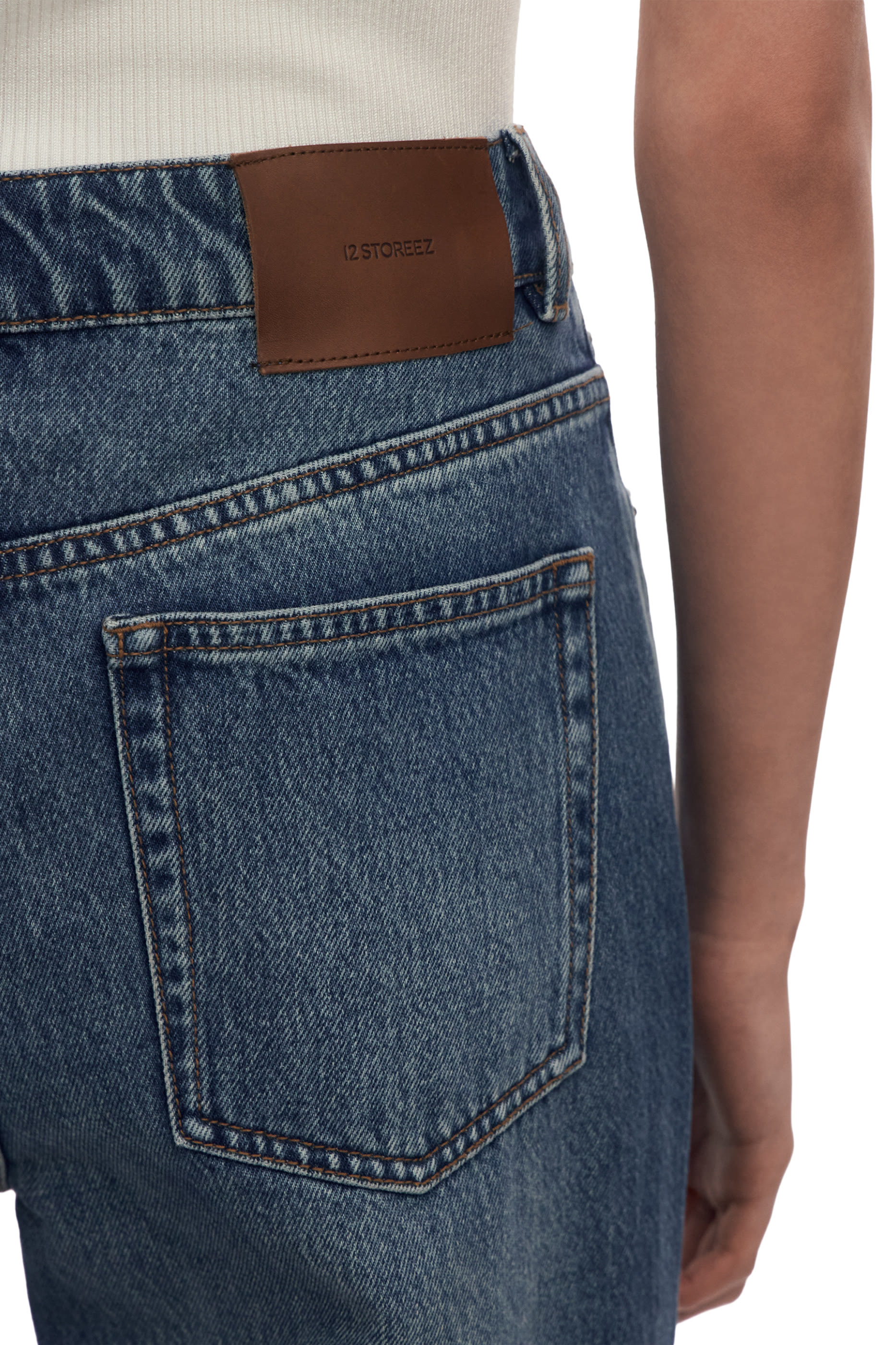 Balloon Leg Jeans 821