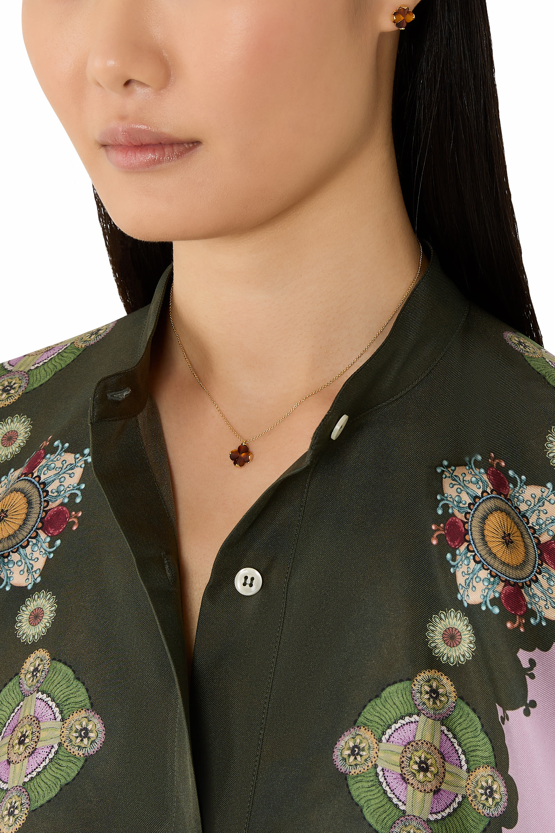 Spade Flower Mini Pendant, Plated Metal  Acetate