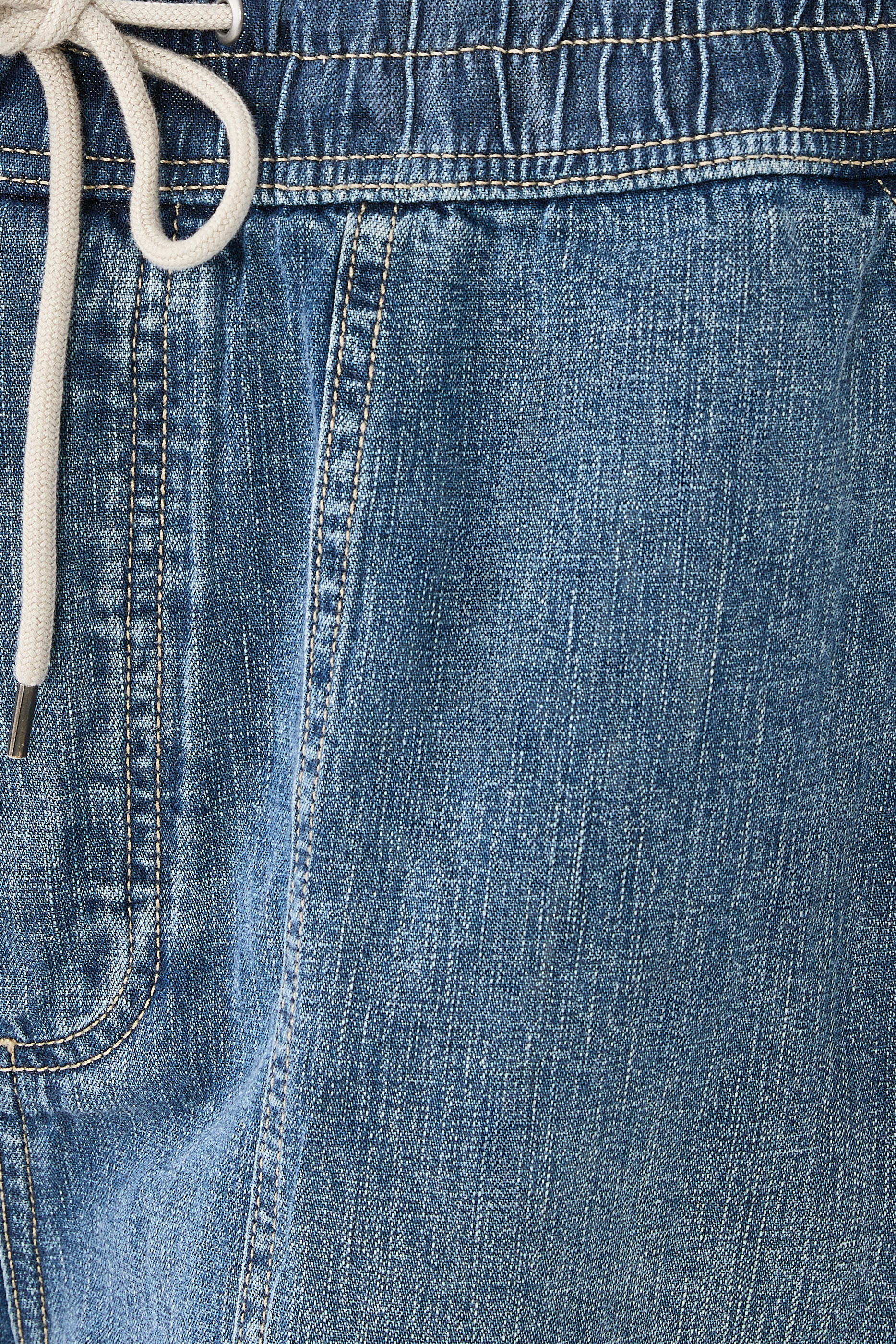 Oversized Patch Pockets Drawstring Shorts