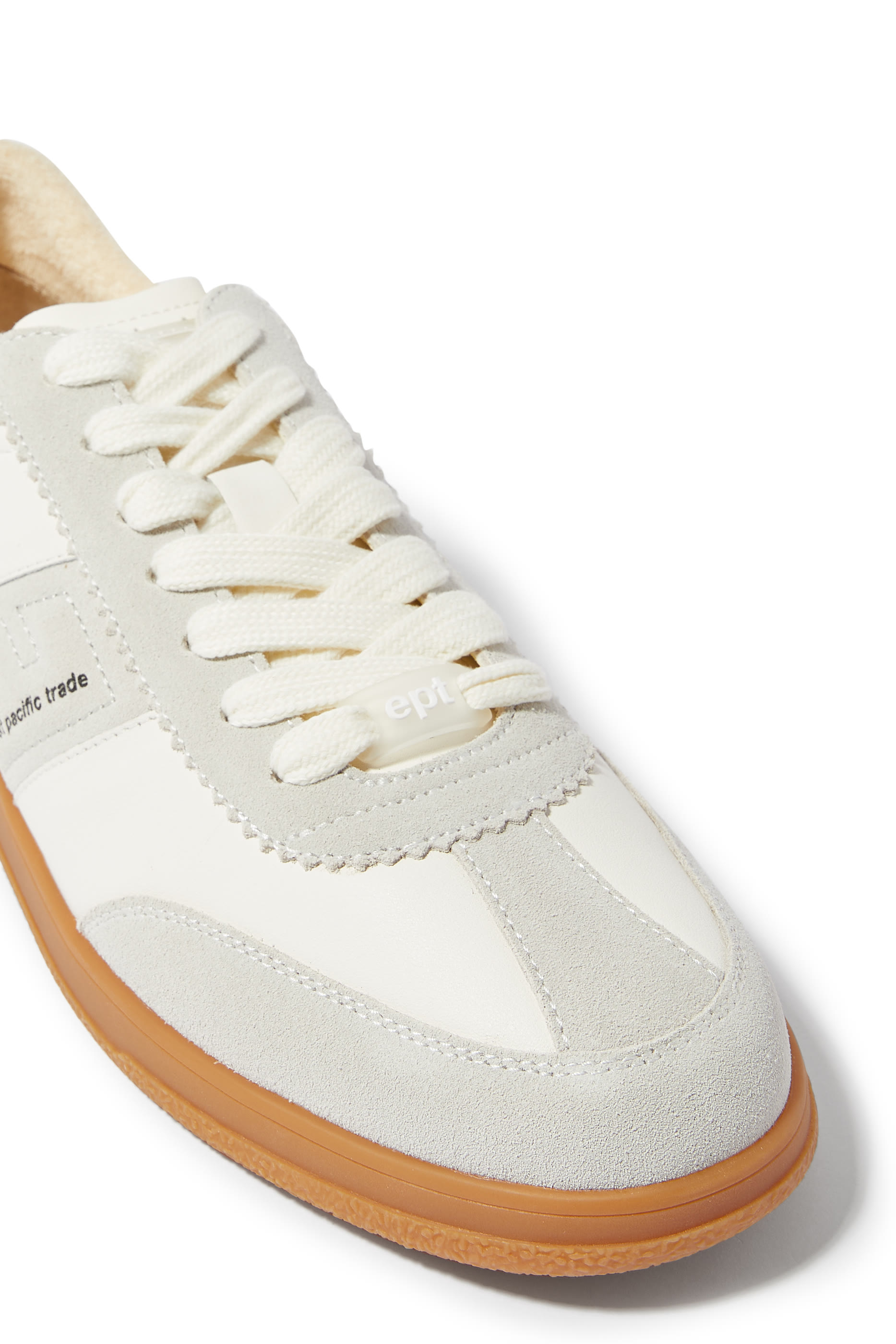 Santos Sneakers