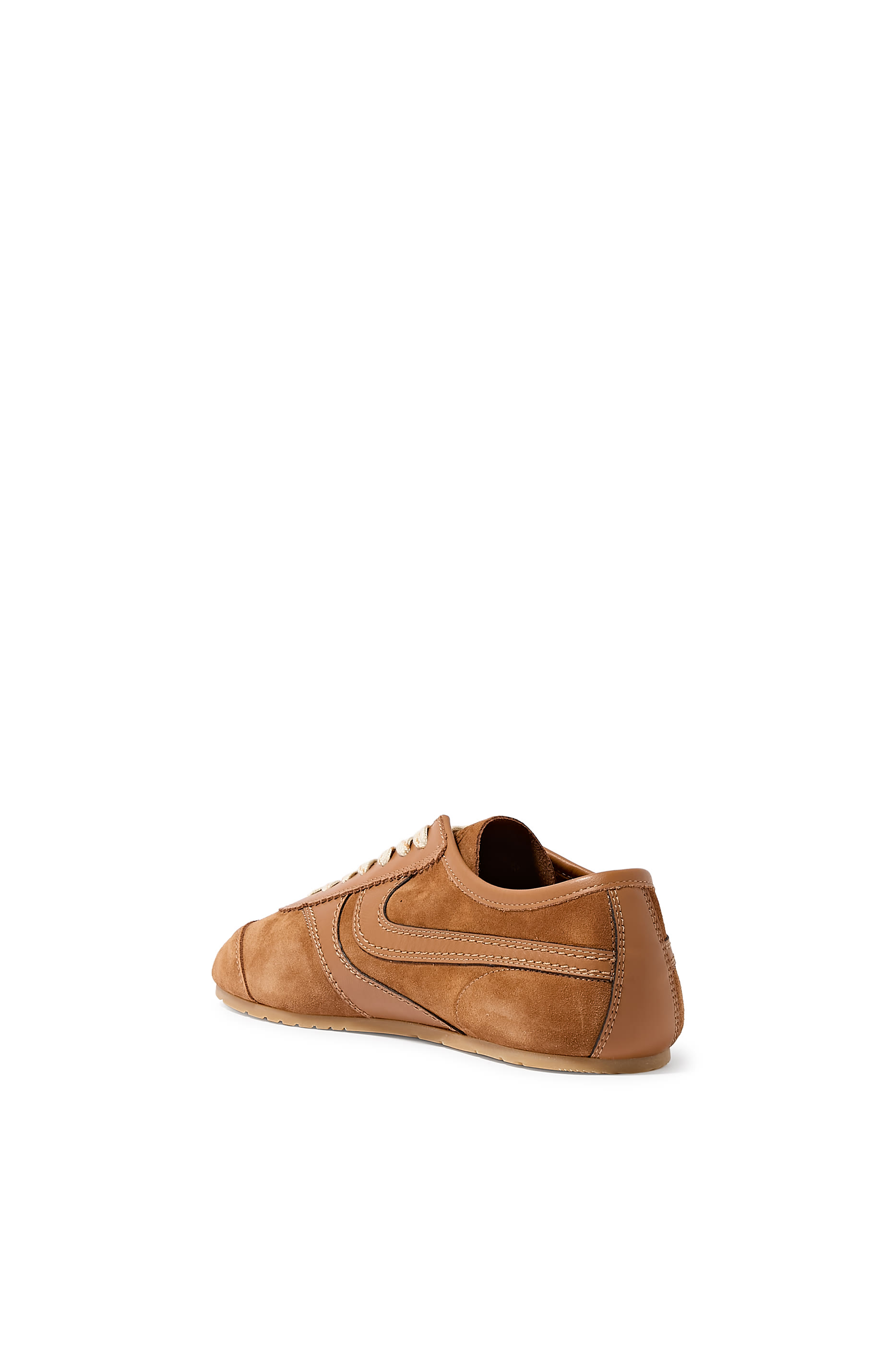  Low-Top Sneakers 